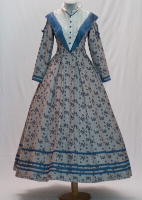 Сукня жіноча, кінець 19 століття